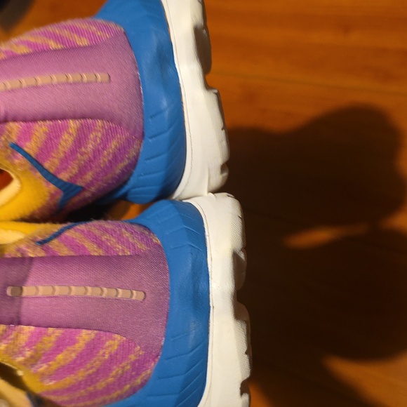 Hoka Vibrant Yellow and Blue Sneakers. Size 7.5B - Picture 3 of 8